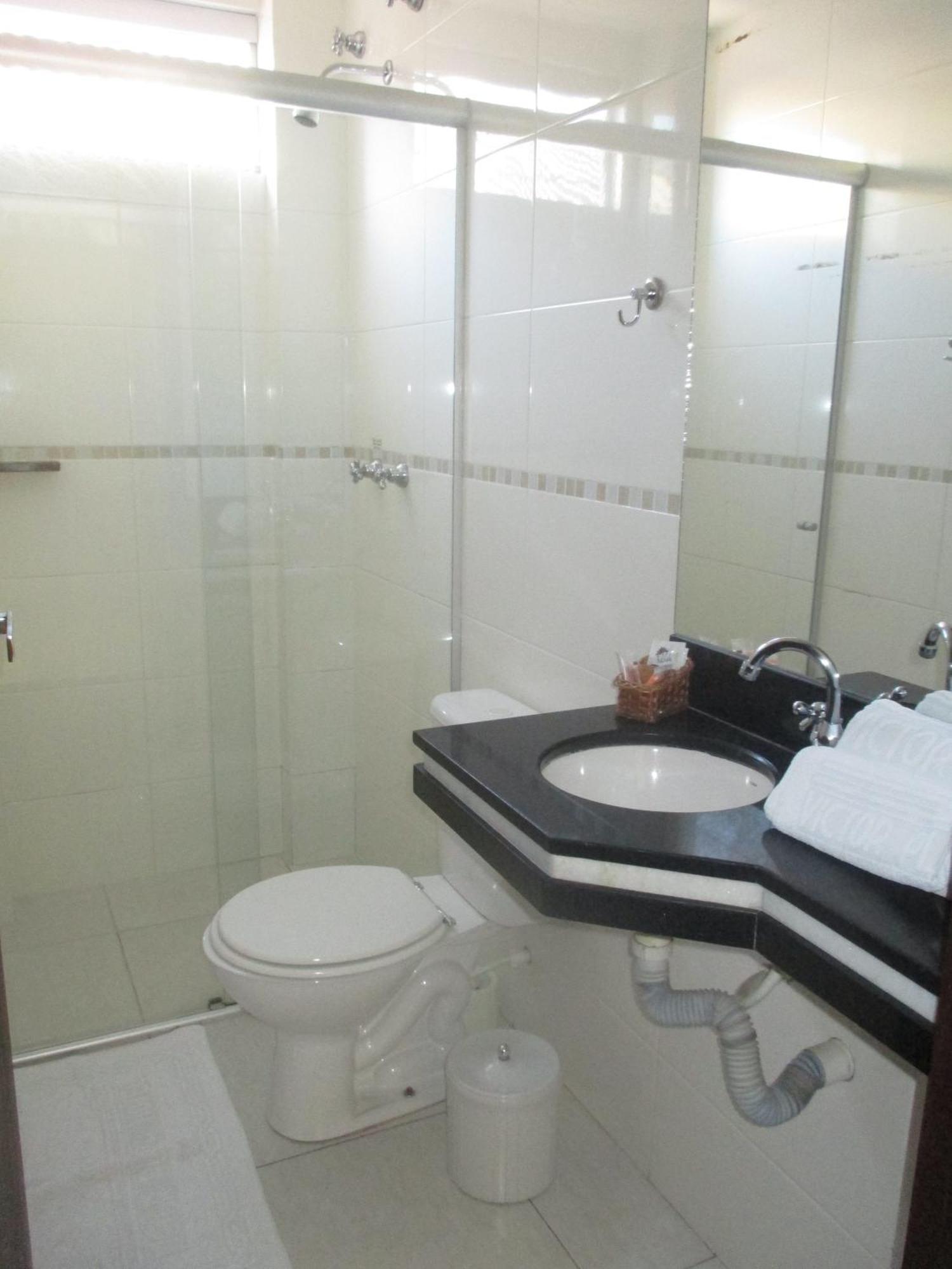 Victor Plaza Formiga Hotel Phòng bức ảnh